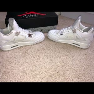 Air jordan 4 retro “Pure Money” Size 7.5